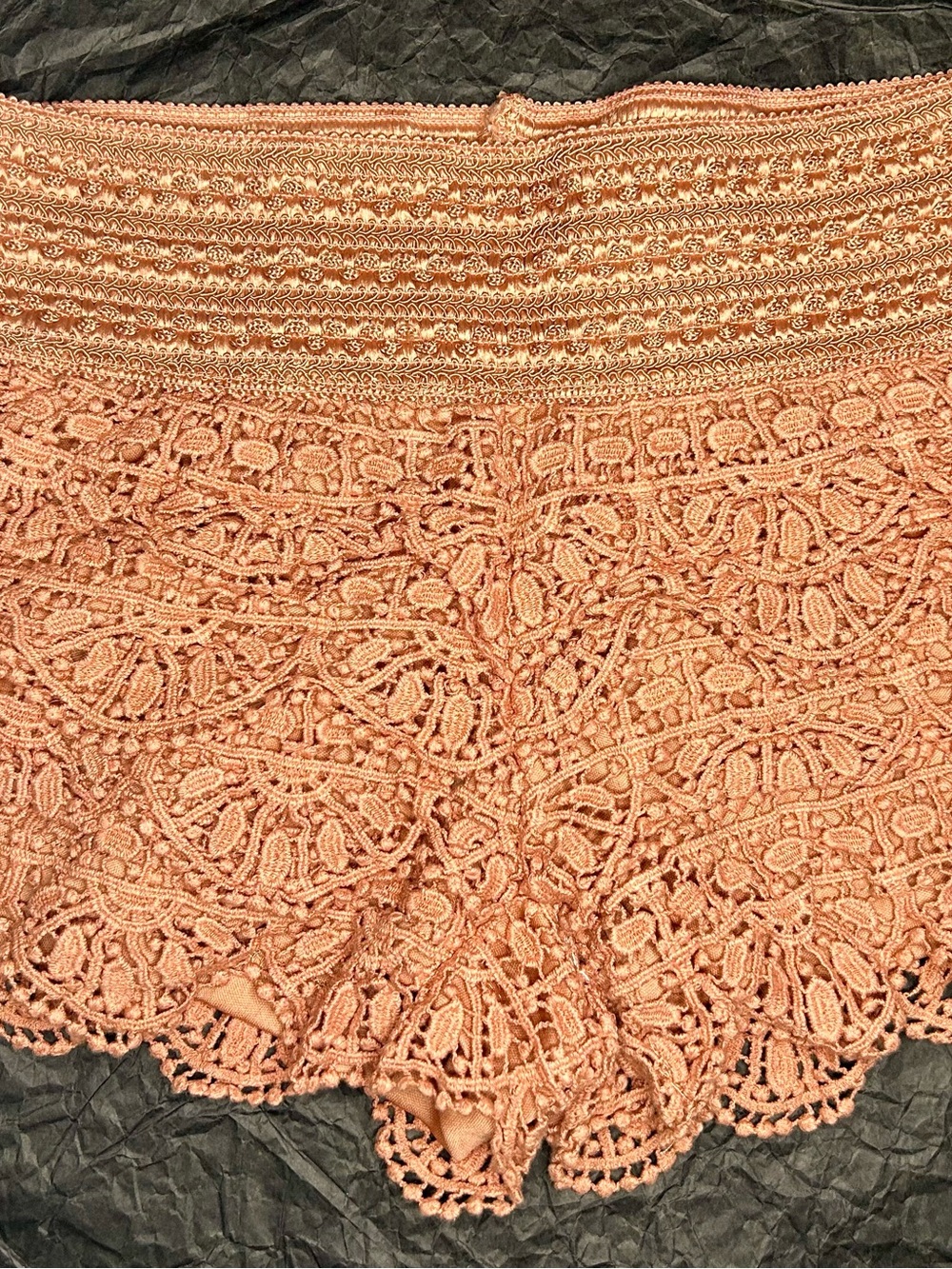 Rewind Peach Crochet High-Waist Shorts